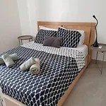 Mari House-close To The Apartment *